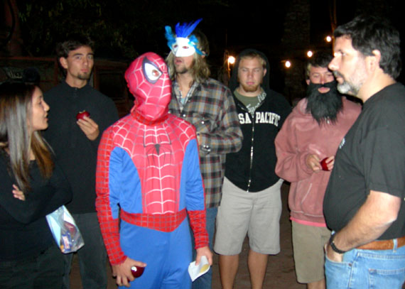 Halloween at Rubel Castle, Trick or Treaters on tour with Curt Billings, 2006. pharmtrickrtreat_061031.020